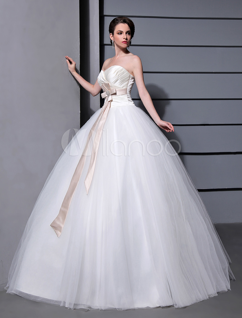 White Ball Gown Sweetheart Neck Sash Beading Satin Bridal Wedding Gown