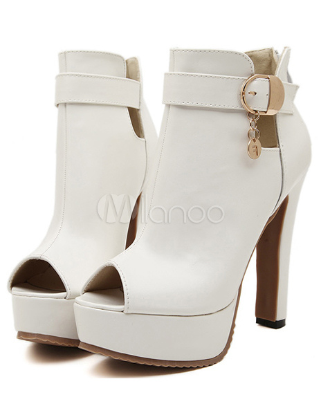 Buckled Chunky Heel Booties With Peep Toe Milanoo