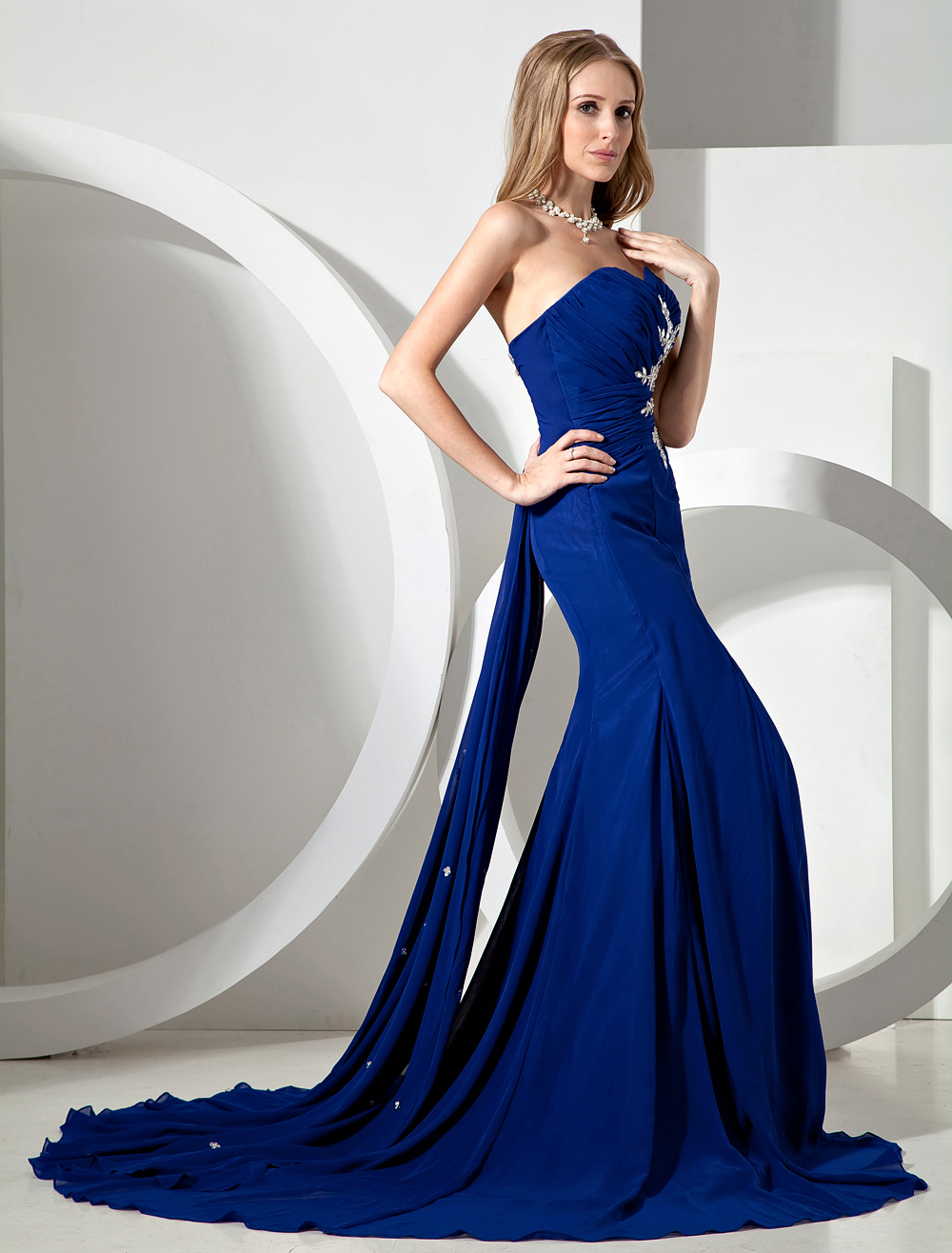 Royal Blue Splitting Strapless Chiffon Prom Dress