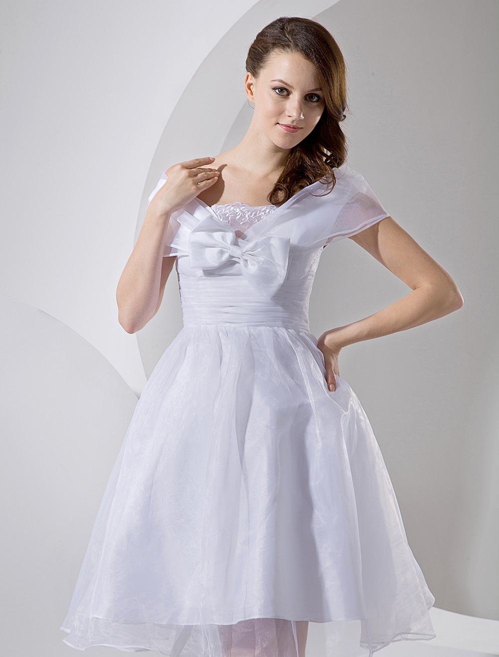 White Knee-Length Taffeta Mini Wedding Dress