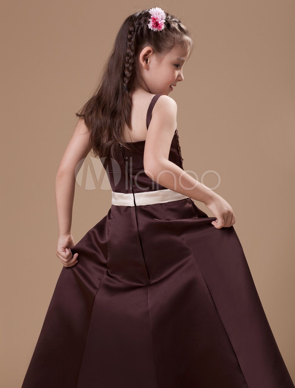 Abito per bimba damigella di cioccolato in raso con cintura alla