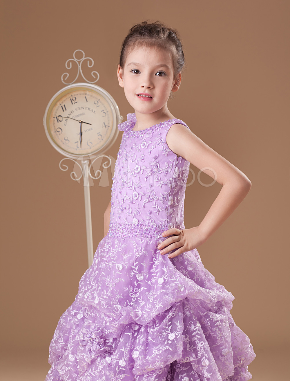 Vestido formal para niñas de encaje de color lila con escote cuadrado