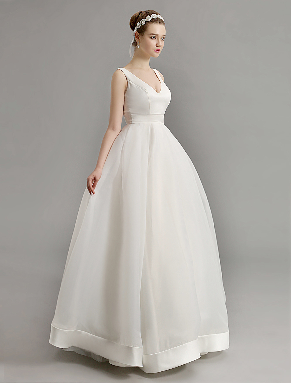 Vintage Wedding Dress V Neckline Bow Embellished Cut Out Back Satin ...