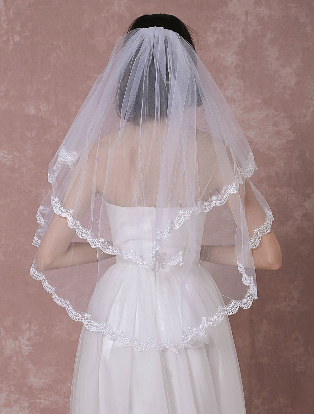 Ivory Wedding Veil Tulle Two-tier Lace Applique Edge Bridal Veil 