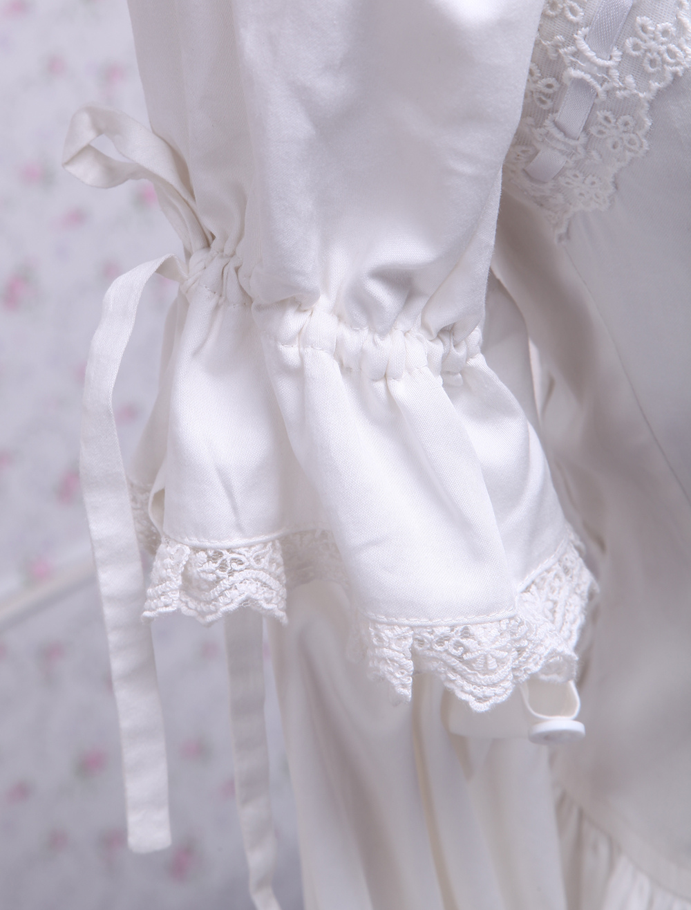 White Cotton Lolita Blouse Long Sleeves Square Neck Lace Trim Layered Ruffles Lace Bow - Milanoo.com