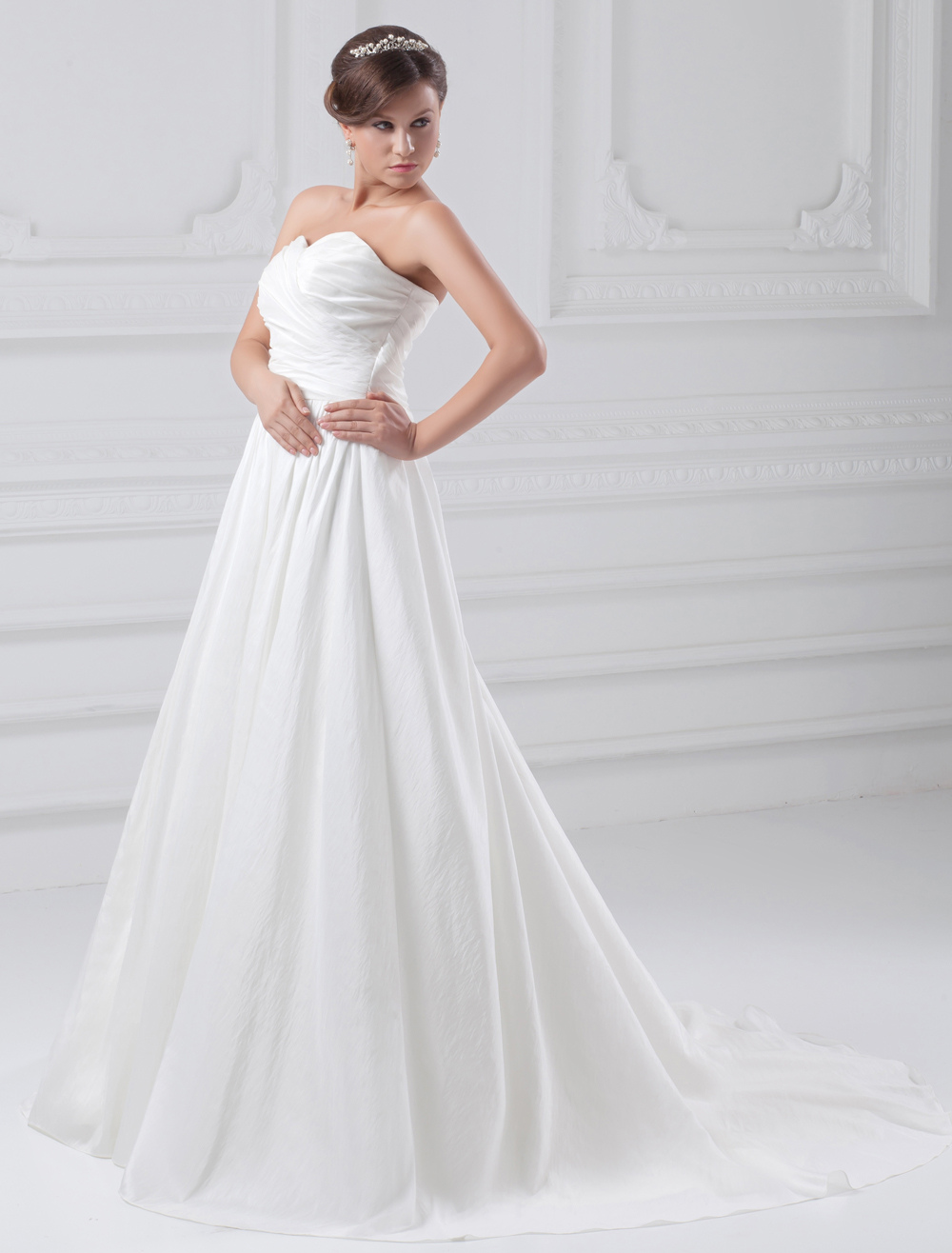 White A-line Sweetheart Ruched Taffeta Bridal Wedding Dress - Milanoo.com