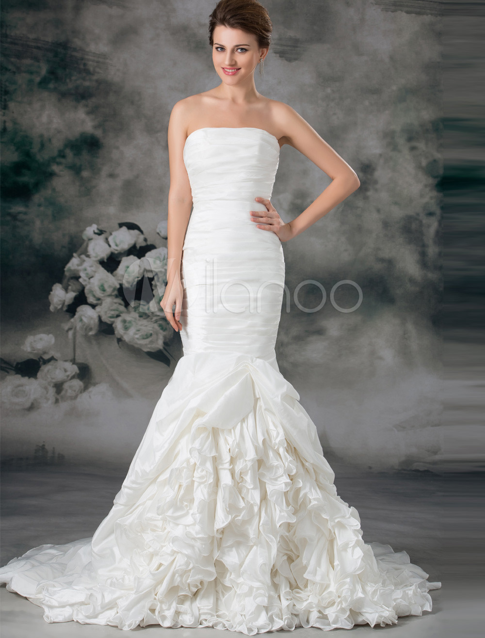ivory mermaid wedding gown