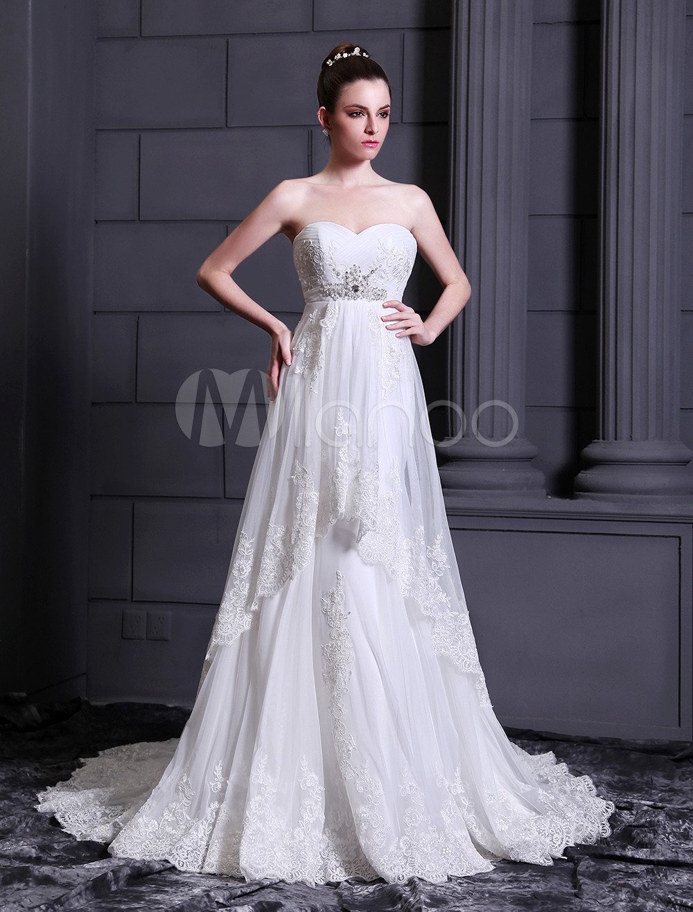 Court Train Sweetheart Princess White Wedding Dress with Applique ...