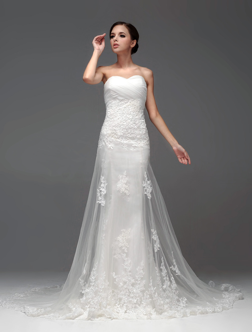 Sheath Twisted Ivory Wedding Dress For Bride with Sweetheart Neck ...