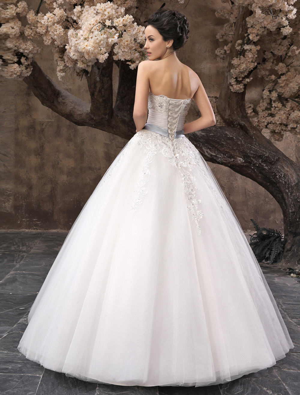 Elegant Ball Gown Floor-Length White Wedding Dress For Bride with ...
