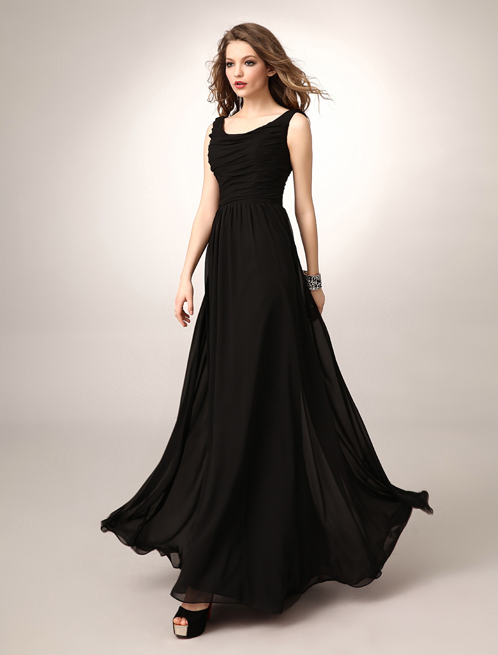 Black Aline Pleated Chiffon Dress For Mother of the Bride with Jewel