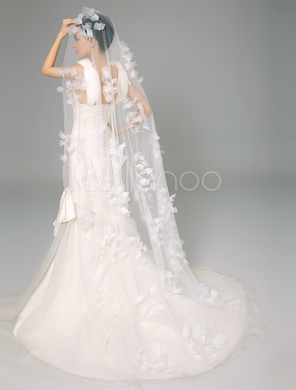 Ivory Tulle Waterfall Cut Edge Flower Wedding Chapel Veil - Milanoo.com