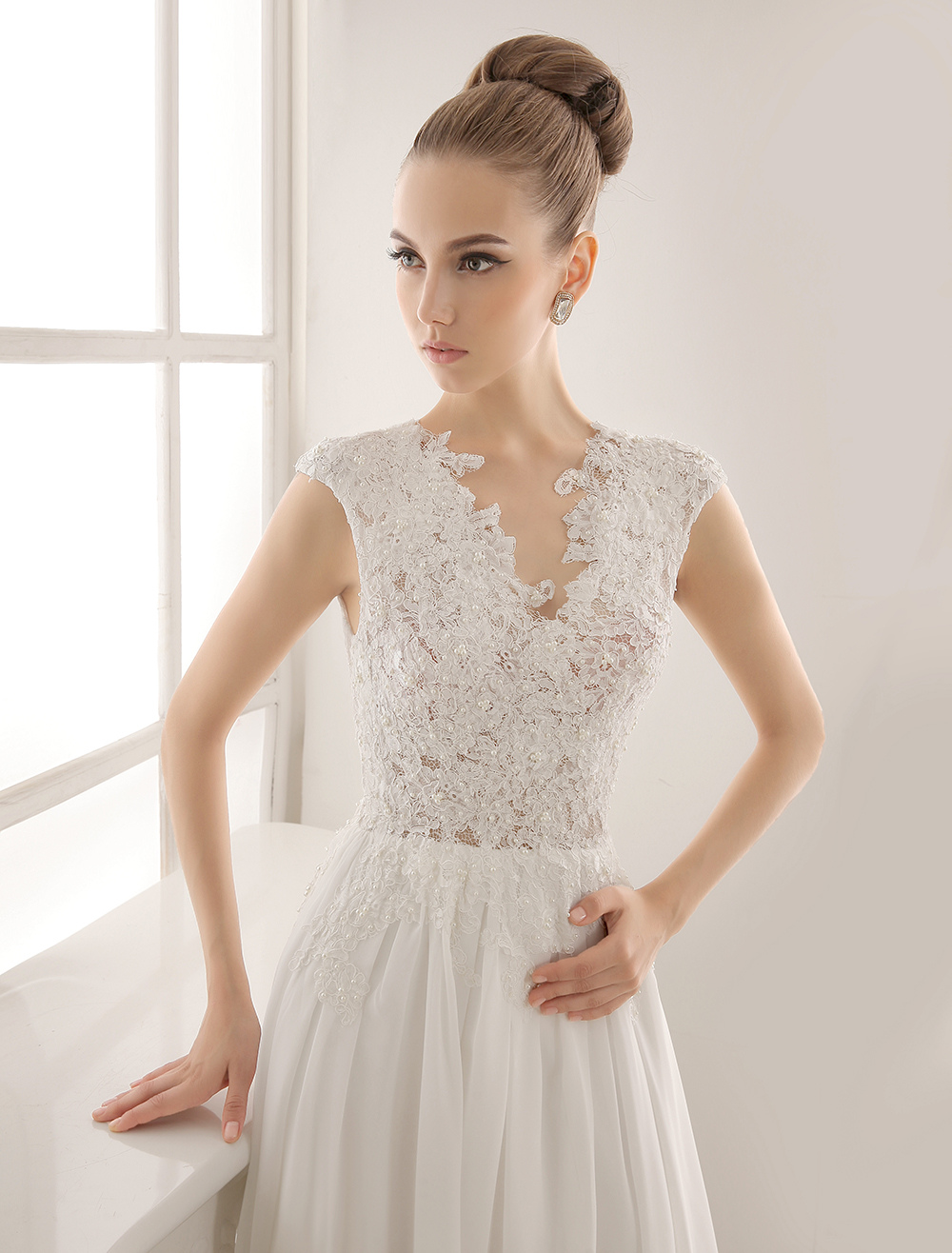 Wedding Dresses Chiffon V Neck Beach Bridal Dress Pearls Beaded Lace ...