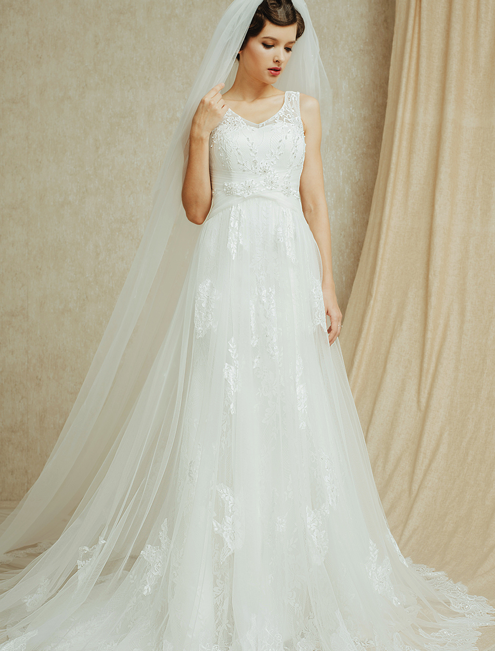 Ivory Lace Wedding Dress with Removable Panel Train ( Veil ...