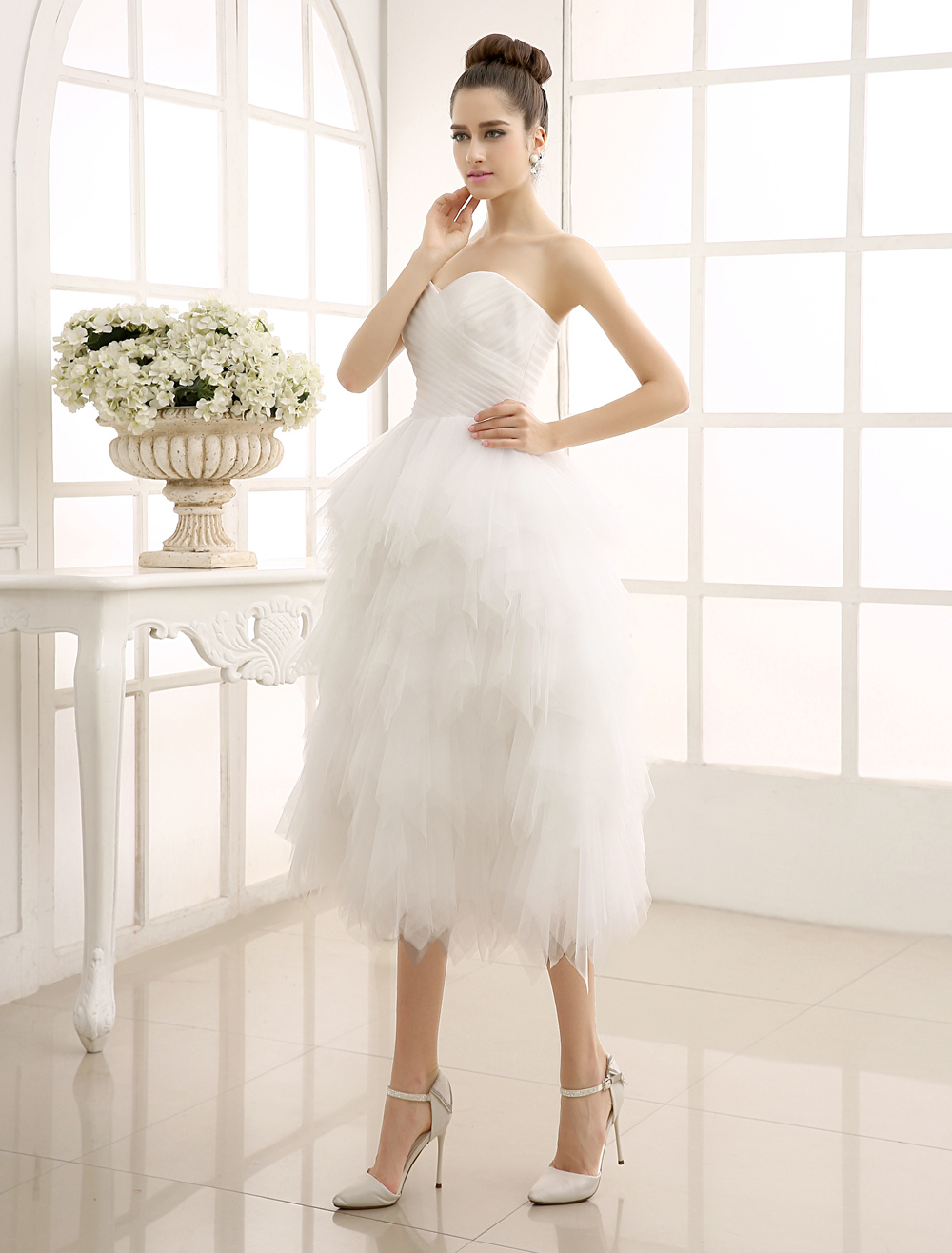 Pleated Short Strapless Wedding Gown - Milanoo.com