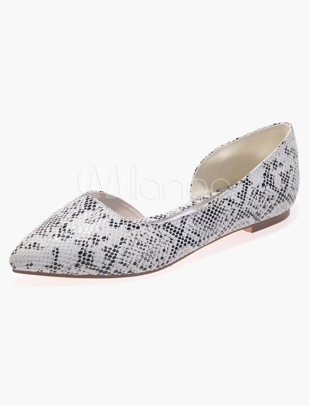 brown flat pointed shoes