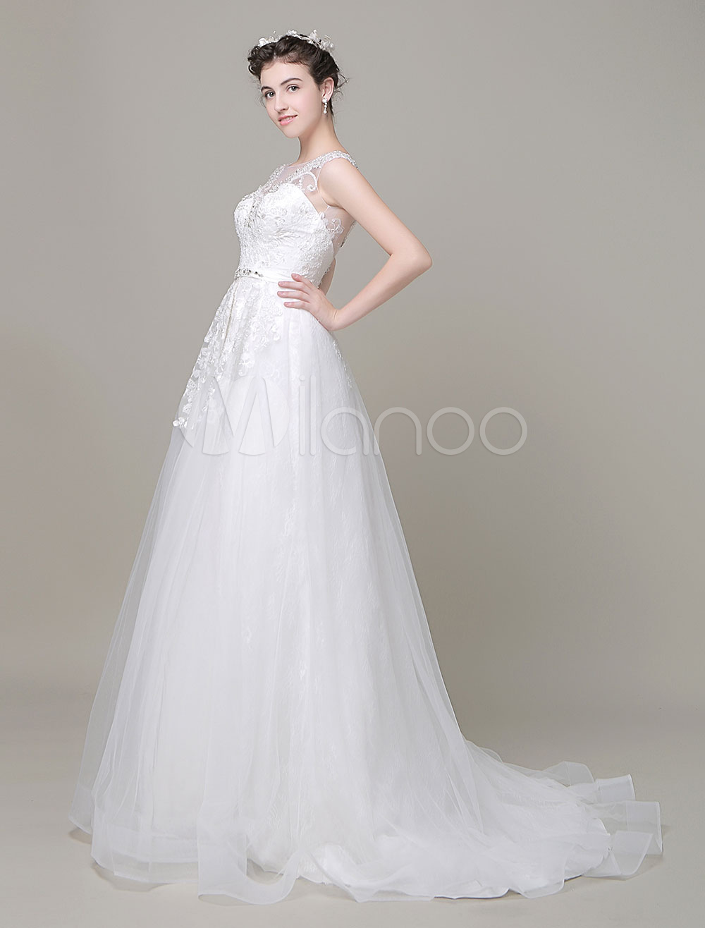 bateau wedding gown