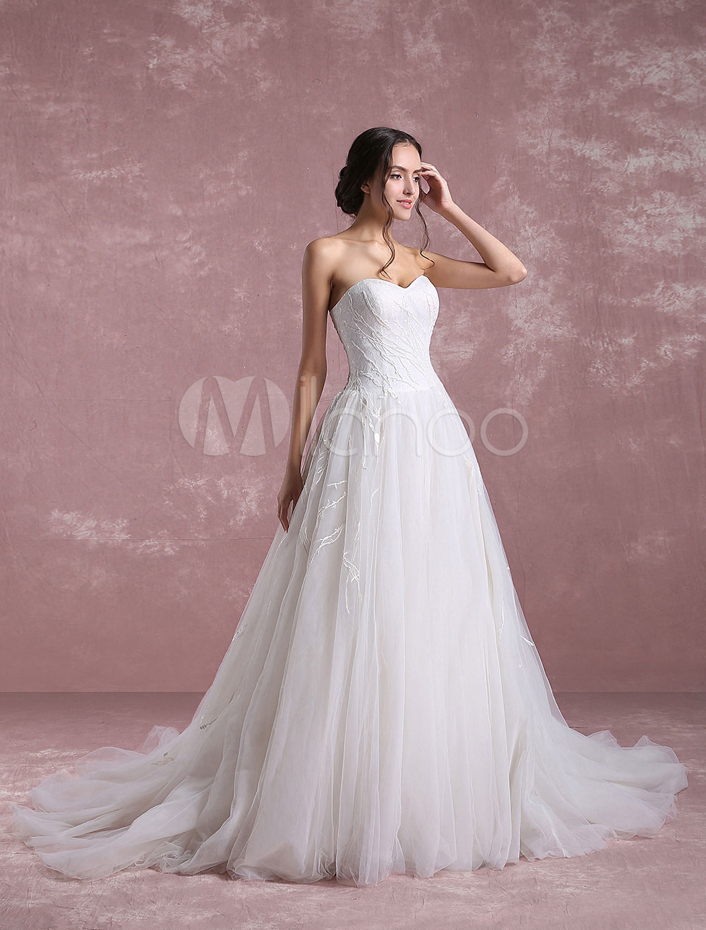 Ivory Wedding Dress Sweetheart Strapless Bridal Dress Vine Lace A Line Bridal Gown With Chapel 8037