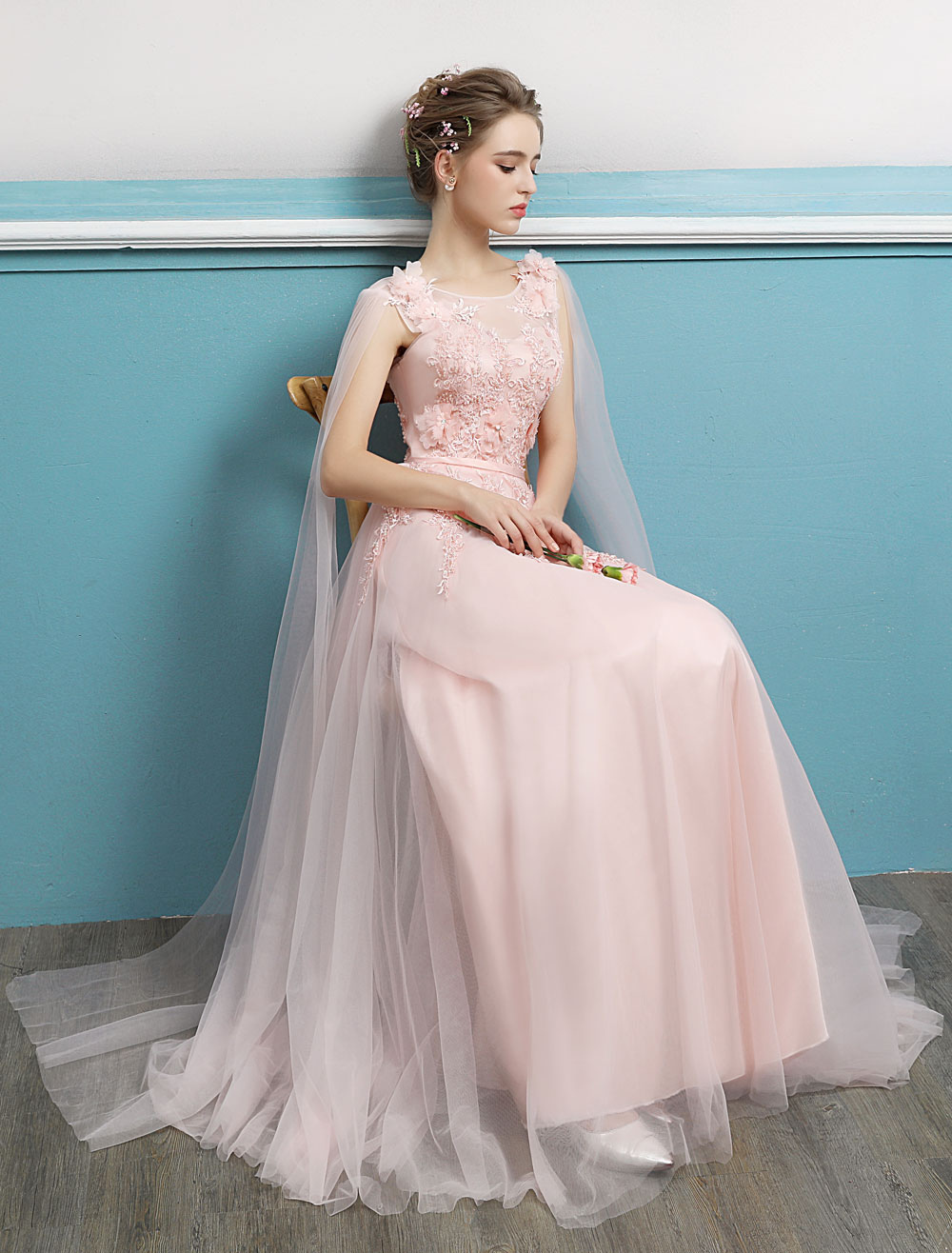 Robe de bal A-ligne en tulle col rond avec perles longueur plancher ...