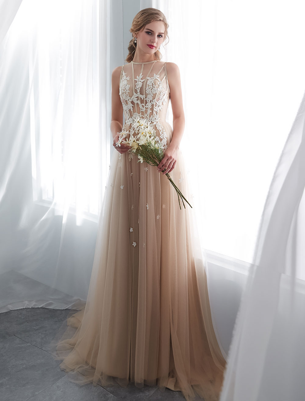 Robes de mariée Champagne Dentelle Tulle Illusion Longue robe de bal