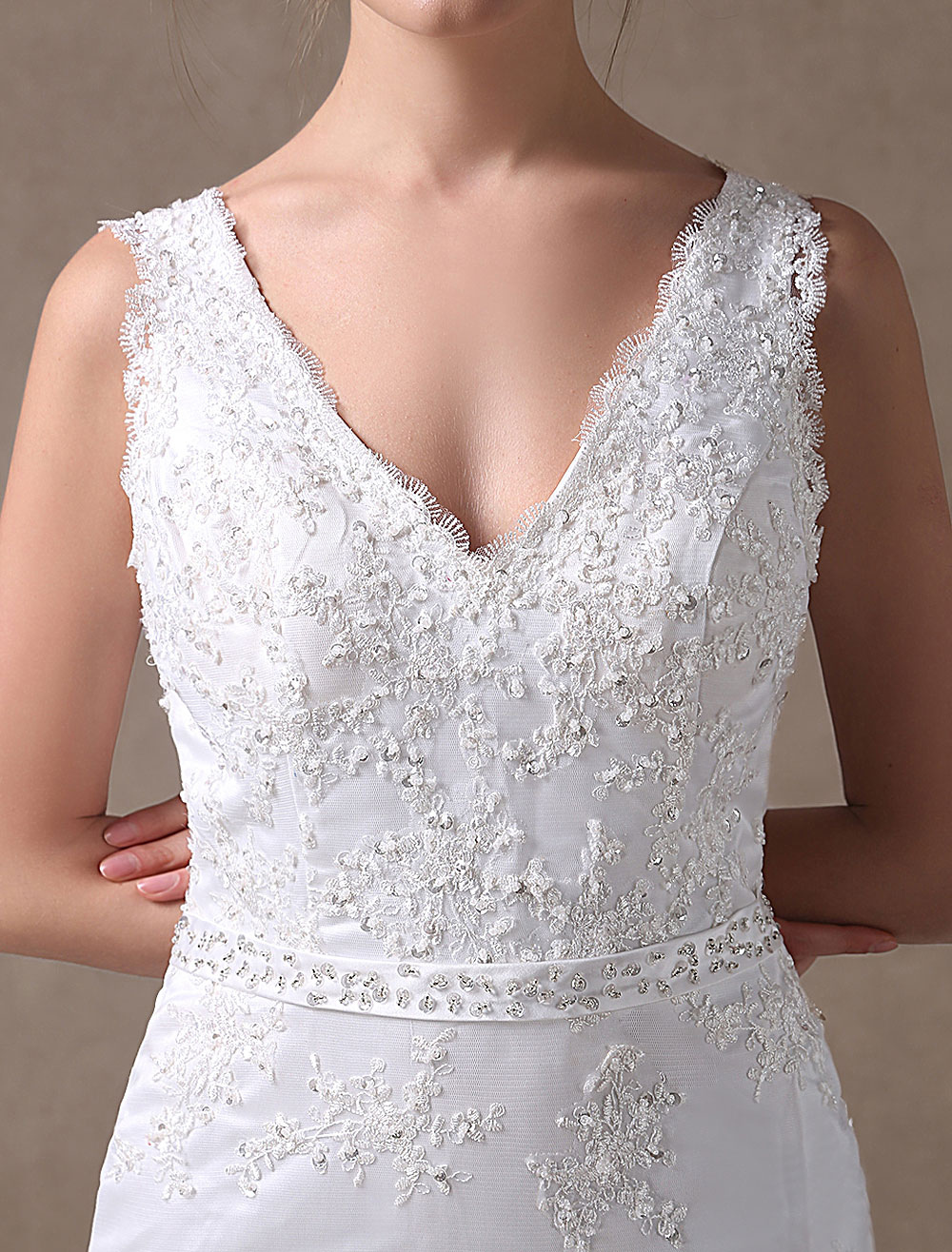 White Wedding Dresses Mermaid V Neck Lace Applique Beaded Bridal Dress
