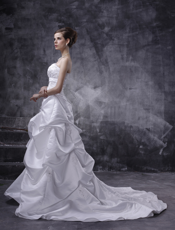 White Wedding Dresses Ball Gown Strapless Bridal Dress Satin Ruched ...