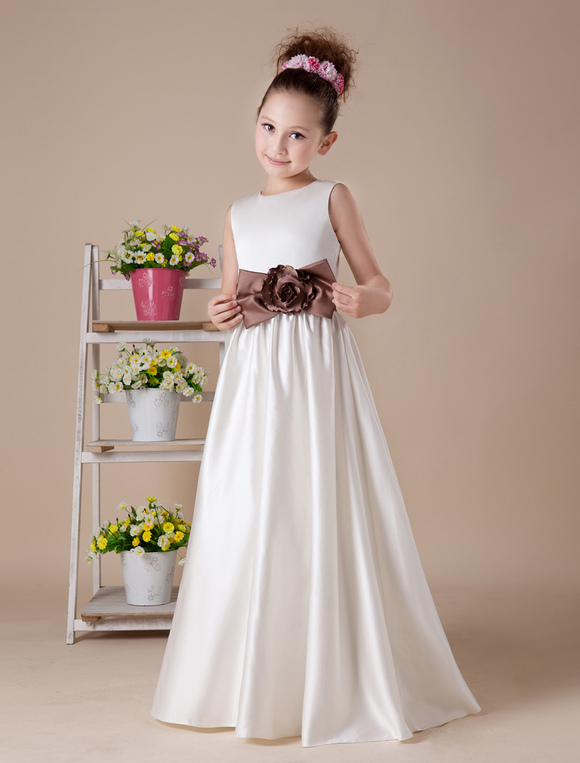 robe blanche enfant robe du cort 232 ge enfant blanche sans manches en satin avec ruban milanoo robe blanche enfant robe du cort 232 ge enfant blanche sans manches en satin avec ruban milanoo