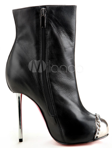 black heels elegant