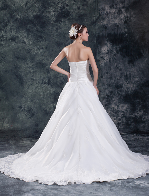 Chic A-line Sweetheart Neck Ruched Satin Ivory Bridal Wedding Dress ...
