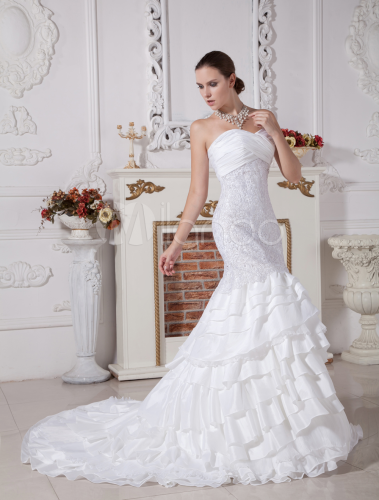 vestido de novia blanco de tafetán y de encaje estilo trompeta