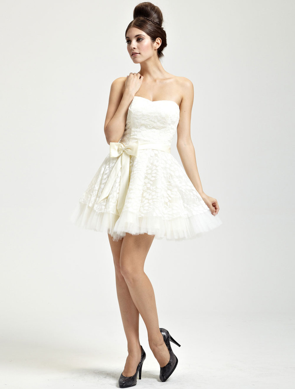 Pretty Ivory Lace Sweetheart Womens Homecoming Dress - Milanoo.com