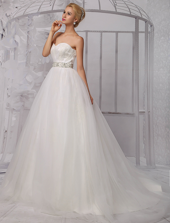 Ball Gown Sweetheart Chapel Train Tulle Wedding Dress With Beading Appliques Lace Sequins 2510