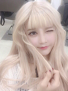 Lolitashow Sweet Lolita Wigs Lange blonde lockige synthetische Lolita Perücke mit stumpfen Fransen