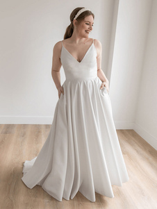Elfenbein Plus Size Brautkleider 2023 mit Schleppe Ärmellose Brautkleider mit V-Ausschnitt Kostenlose Anpassung