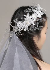 White Wedding Veil Tulle Two Tier Cut Edge Bridal Veil With Rhinestone Lace Headpieces