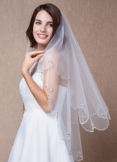 Sequined Bridal Veil Two-Tiered Fingertip Scalloped Edge Oval Wedding Accessories With Comb(90*75cm)