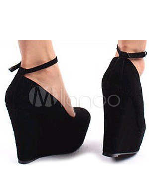 chaussure noire talon compensé
