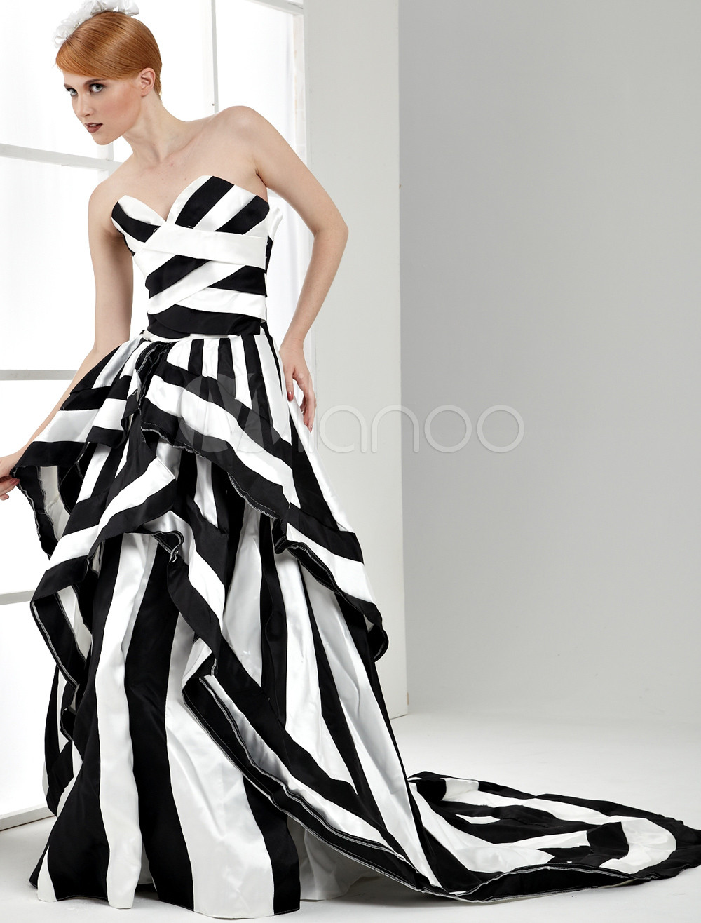 Ball Gown  Black  and White  Wedding  Dress  Satin Sweetheart 