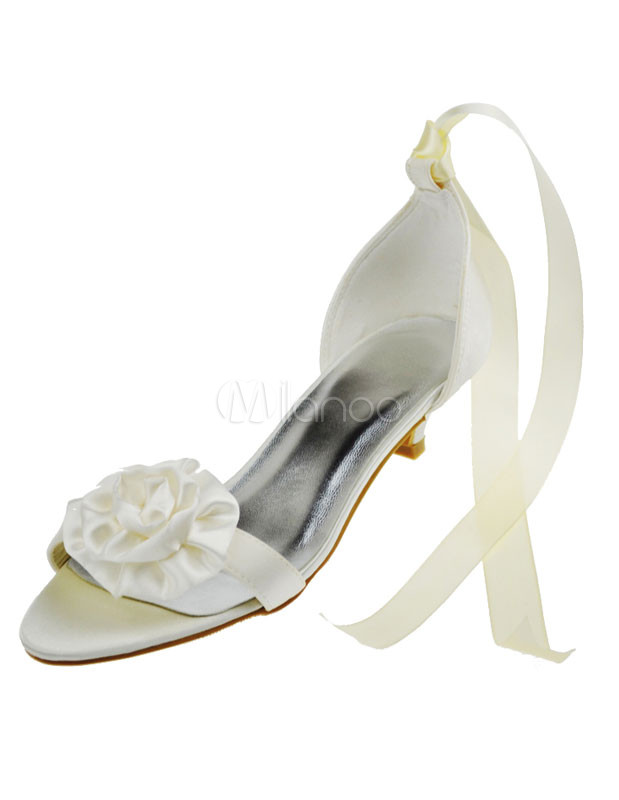 ivy flower sandals in silk satin