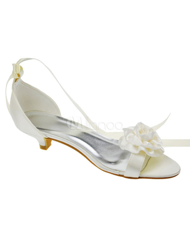 1 1/2'' Ivory Flower Satin Wedding Sandals - Milanoo.com