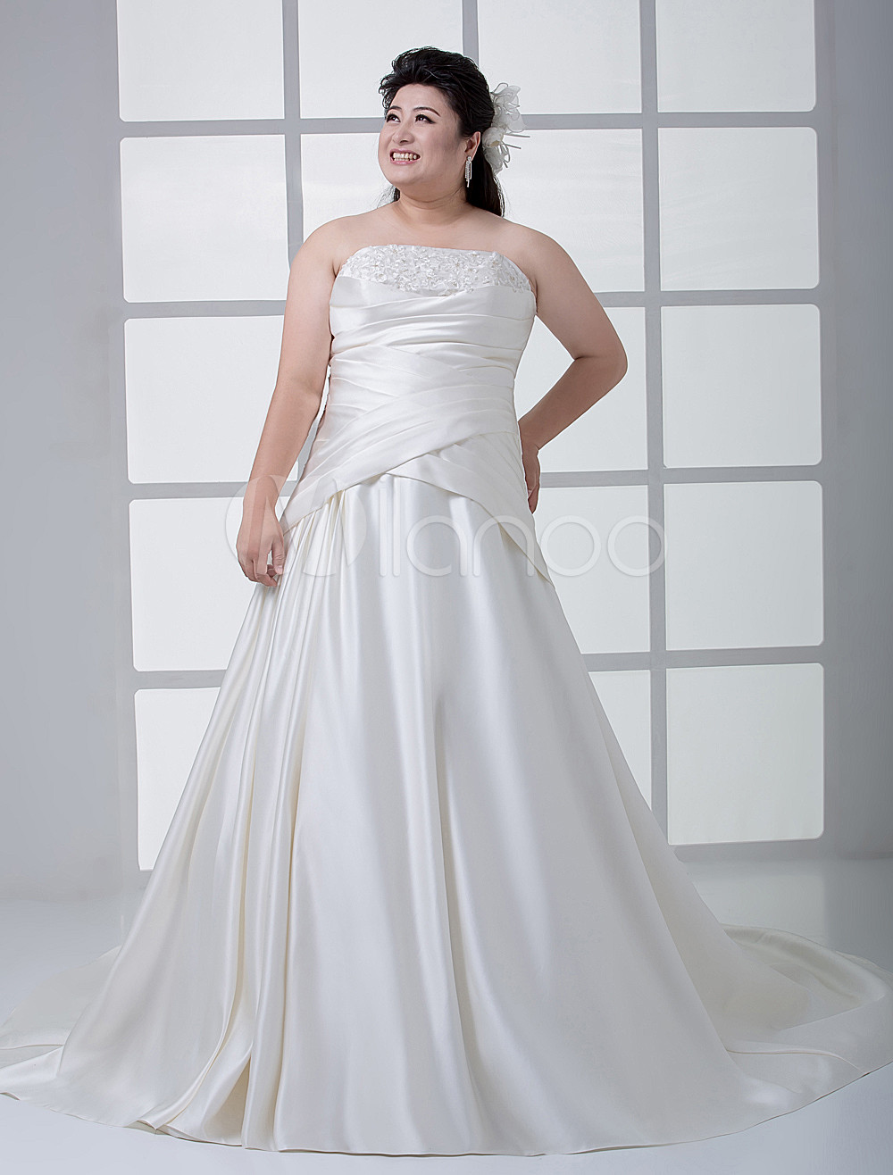 Fabulous Ivory A-line Strapless Satin Plus Size Wedding Dress - Milanoo.com