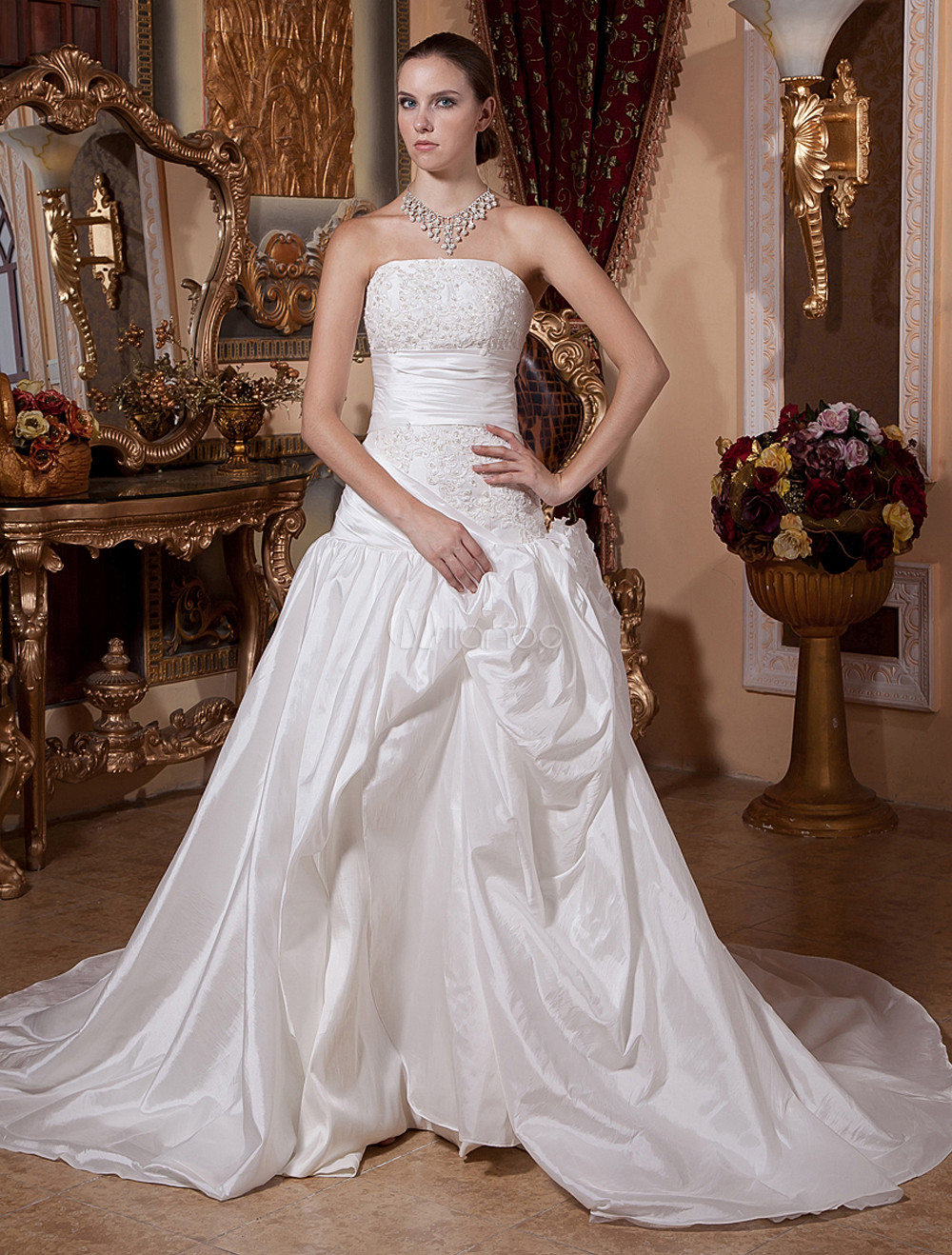 Deluxe Ivory Strapless A-line Taffeta Bride's Wedding Dress