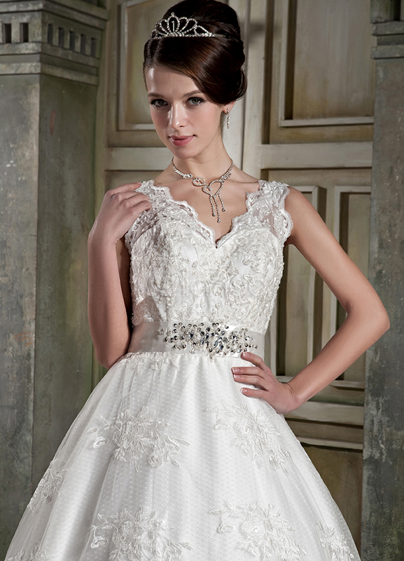 Ivory Satin Lace V-neck A-line Bridal Wedding Dress - Milanoo.com