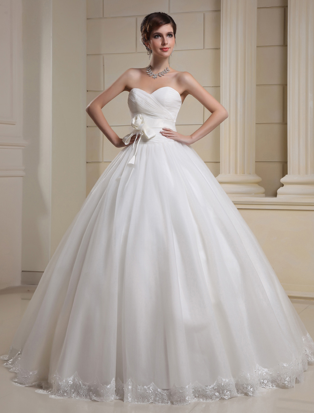 White Ball Gown Sweetheart Floral Applique Tulle Bridal Wedding Dress