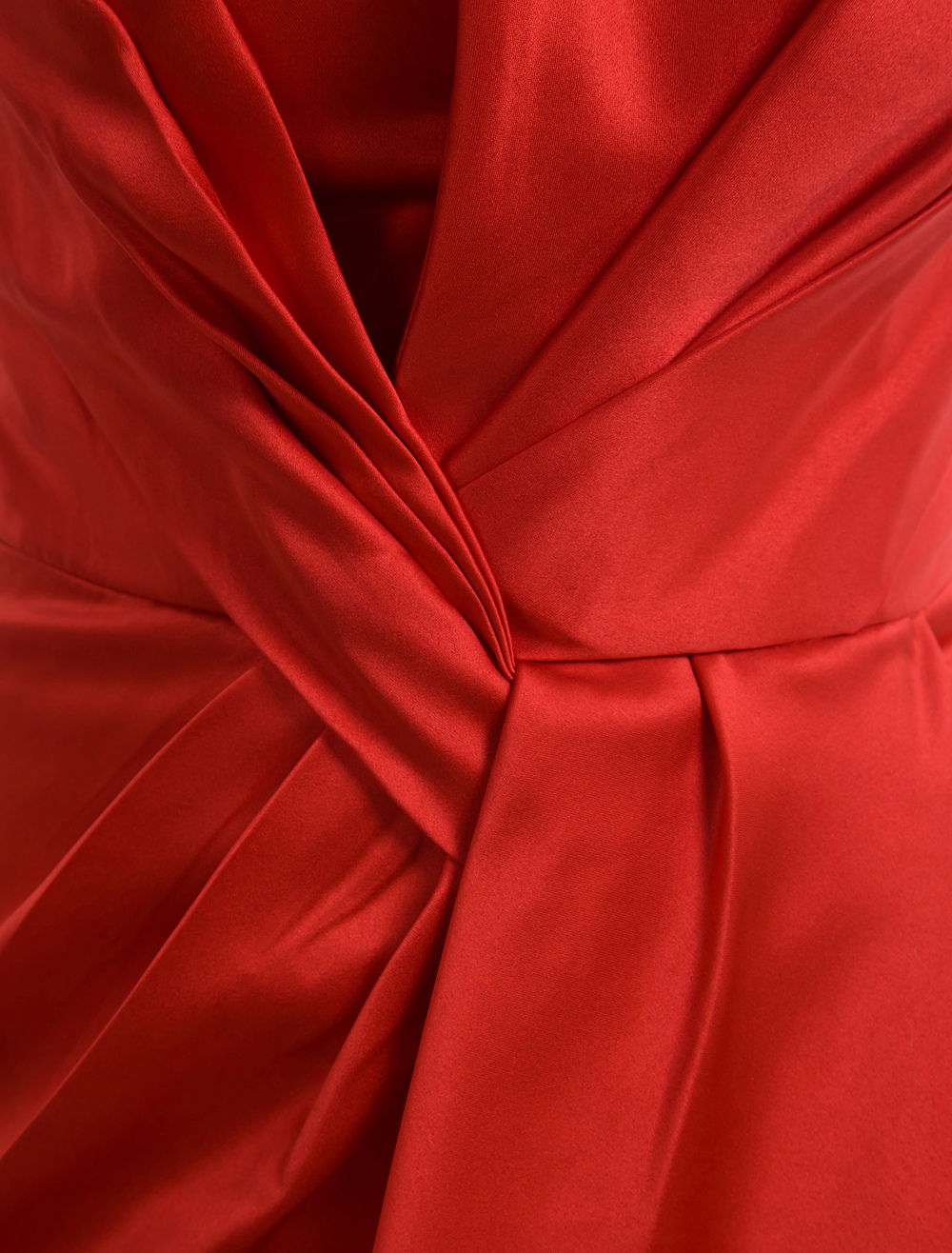 Sheath Strapless Red Satin Pleated Celebrity Dress - Milanoo.com