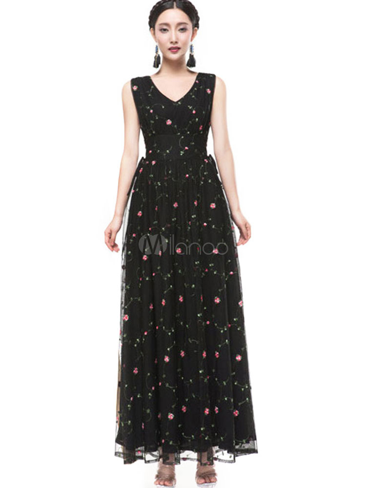 Sleeveless Maxi V-Neck Dress main image 0