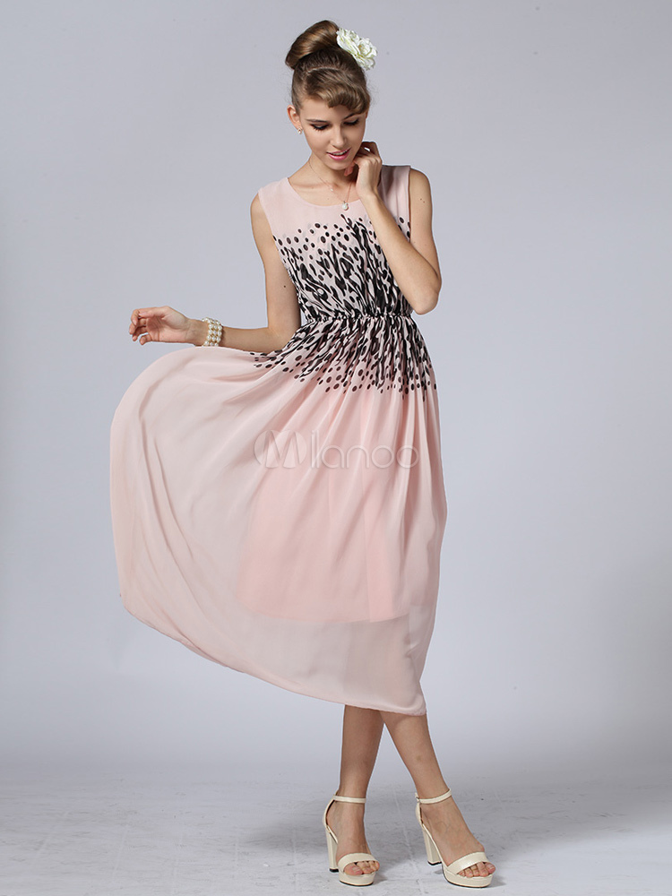 Beautiful Scoop Neck Pleated Sleeveless Womens Maxi Dress