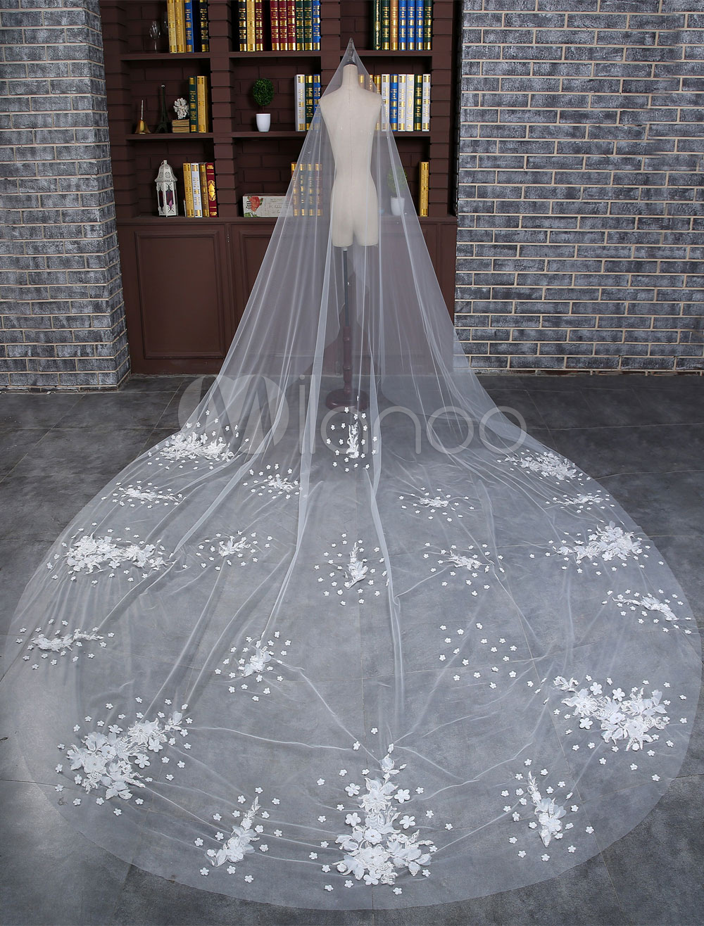 cream cathedral veil