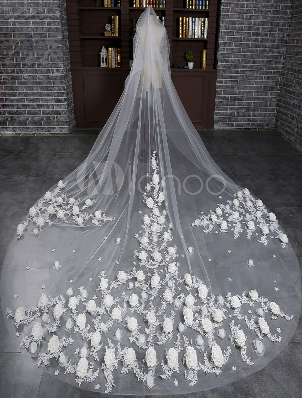 cream cathedral veil