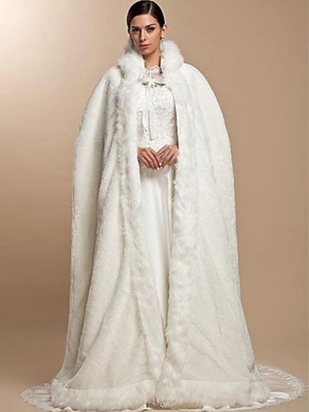 white hooded faux fur coat